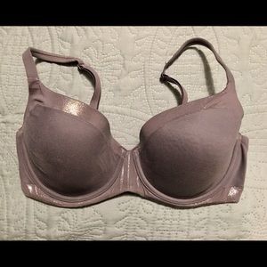 Victoria’s Secret 34DD bra, Body by Victoria